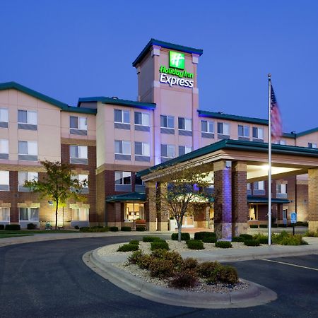 Holiday Inn Express Hotel & Suites-St. Paul By Ihg Vadnais Heights Esterno foto
