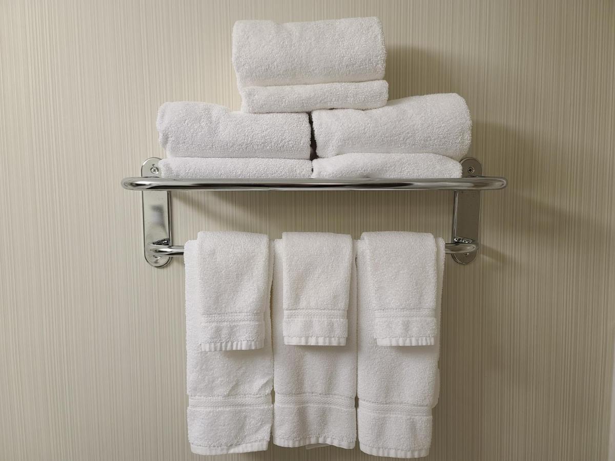 Holiday Inn Express Hotel & Suites-St. Paul By Ihg Vadnais Heights Esterno foto