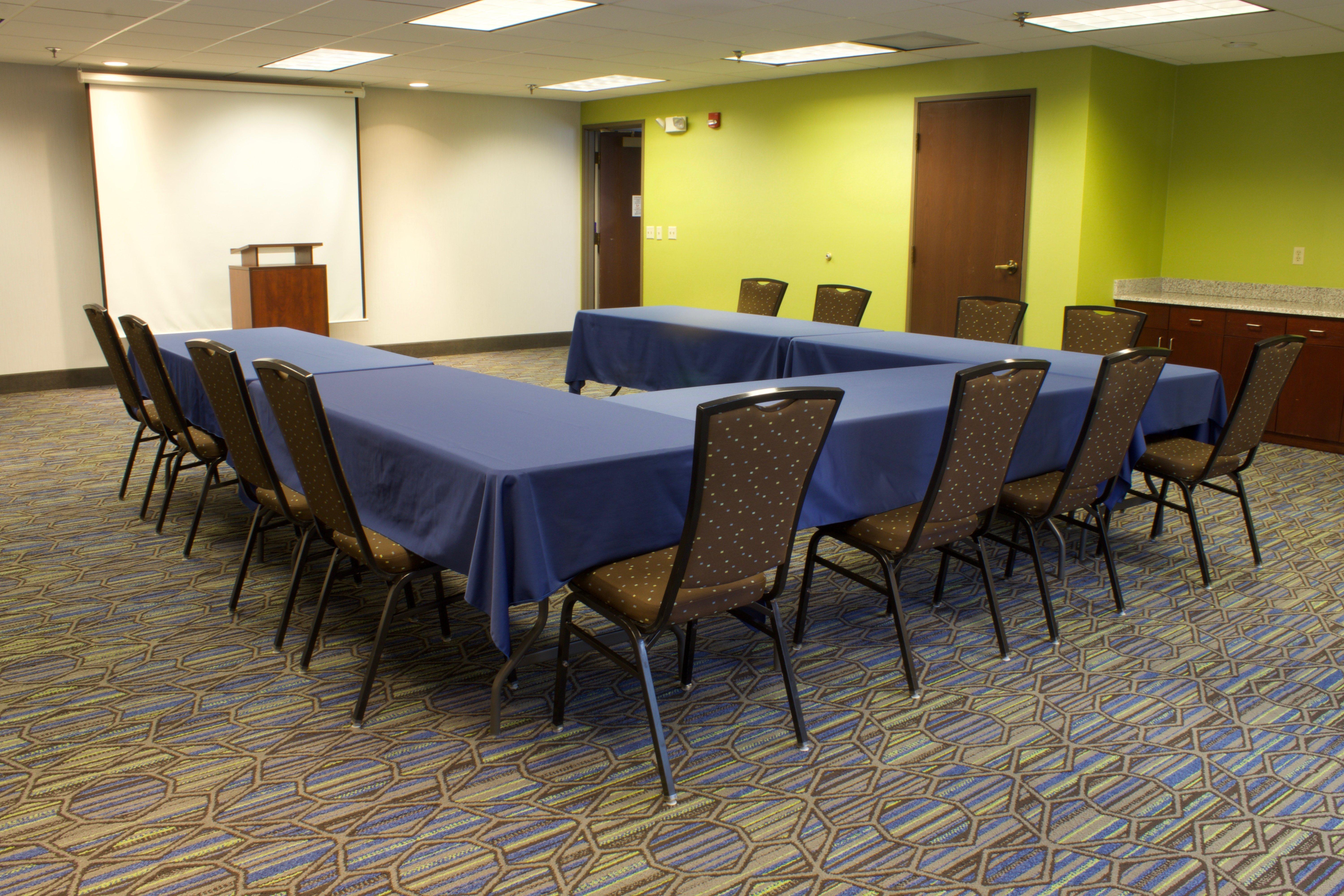 Holiday Inn Express Hotel & Suites-St. Paul By Ihg Vadnais Heights Esterno foto