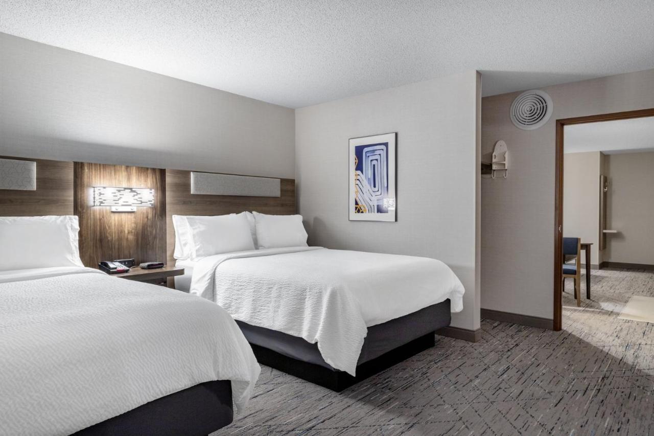 Holiday Inn Express Hotel & Suites-St. Paul By Ihg Vadnais Heights Esterno foto
