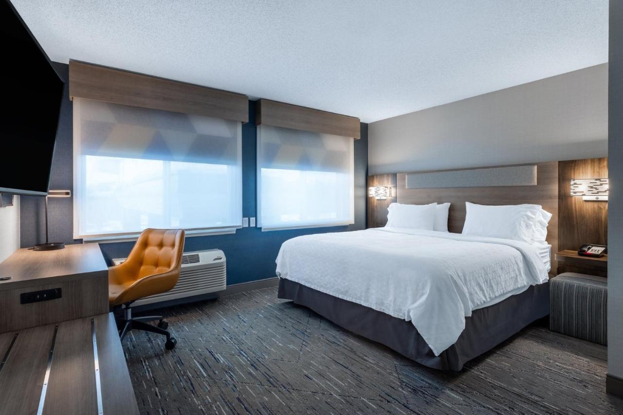 Holiday Inn Express Hotel & Suites-St. Paul By Ihg Vadnais Heights Esterno foto