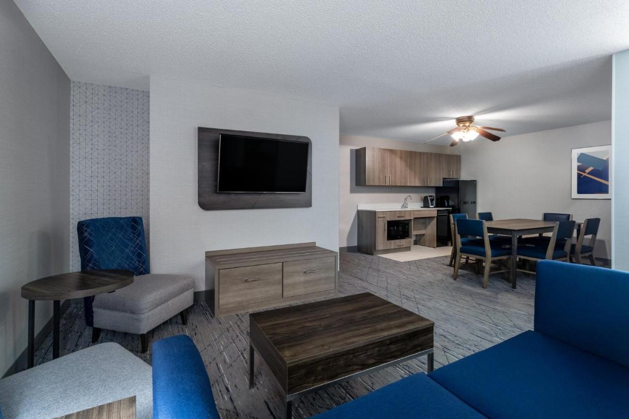 Holiday Inn Express Hotel & Suites-St. Paul By Ihg Vadnais Heights Esterno foto