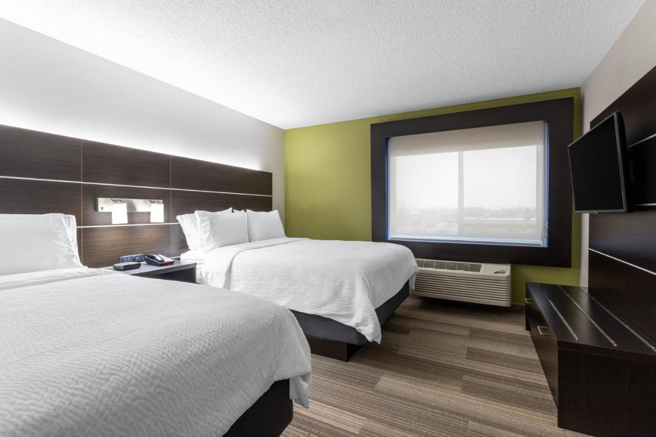 Holiday Inn Express Hotel & Suites-St. Paul By Ihg Vadnais Heights Esterno foto