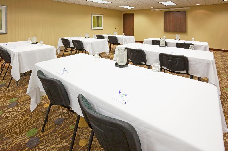 Holiday Inn Express Hotel & Suites-St. Paul By Ihg Vadnais Heights Esterno foto